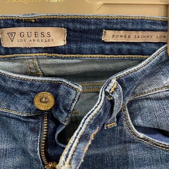 Distressed Guess Jeans Size 25 - Picture 2 of 4